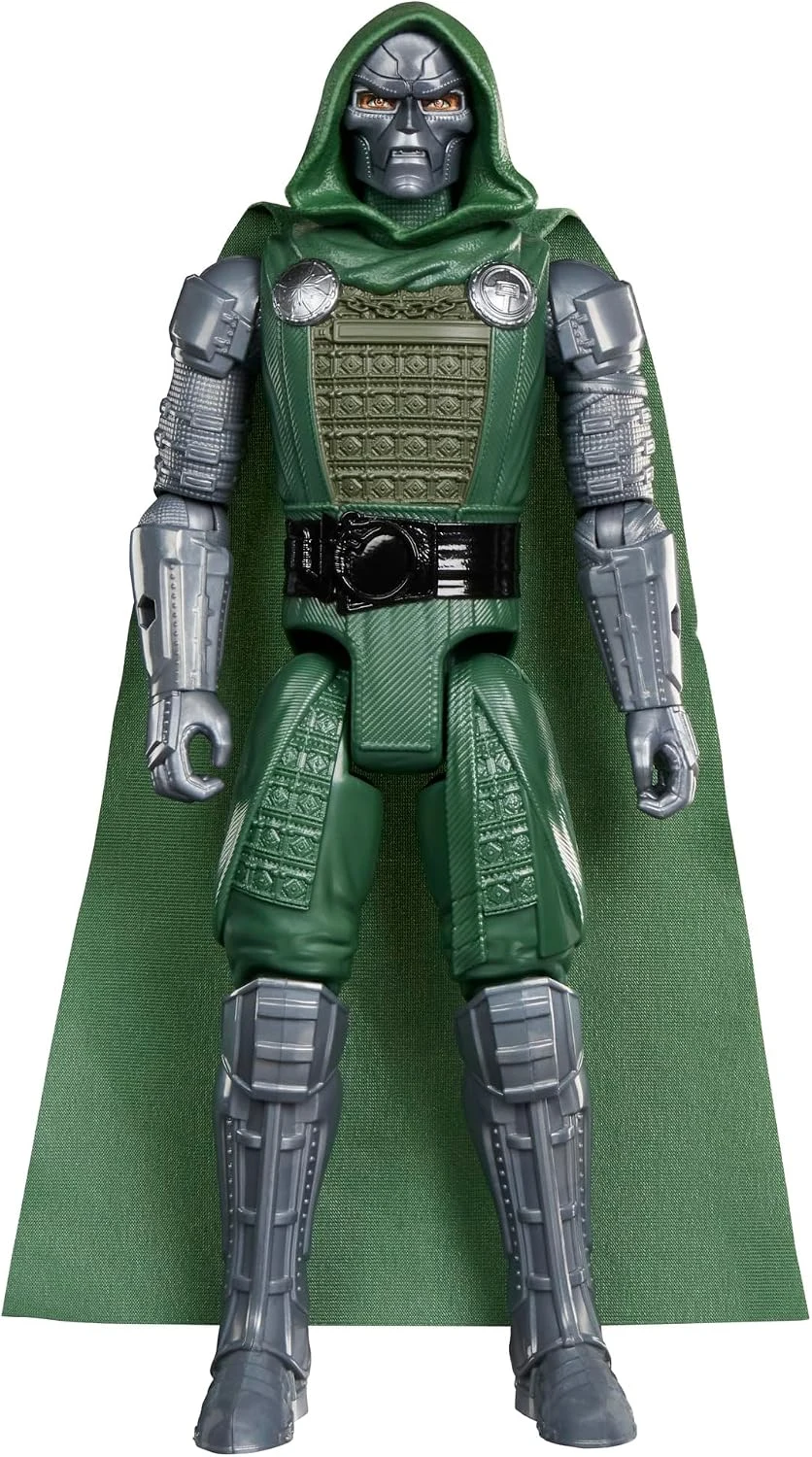 Marvel Studios Avengers: Doomsday Titan Series Doctor Doom Figura de Ação