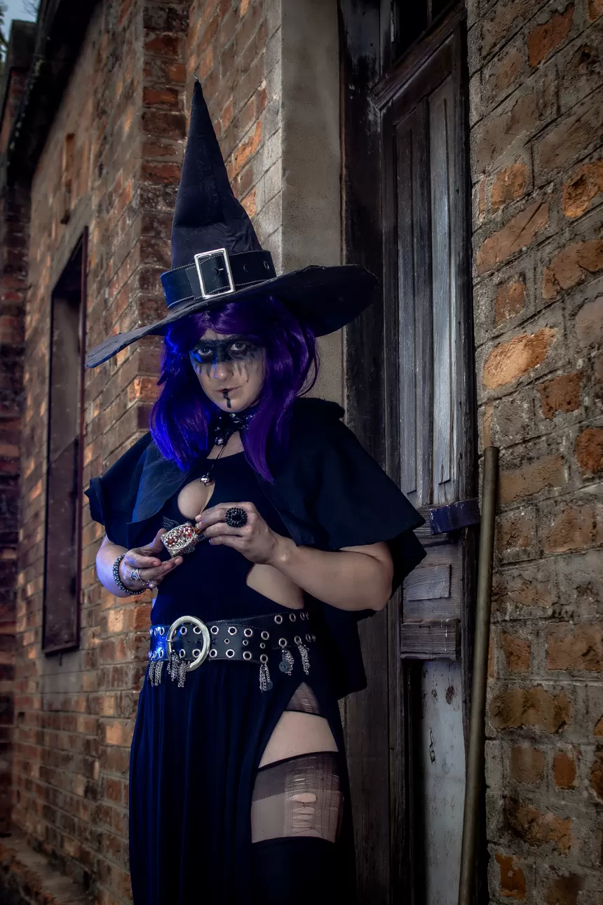 | Dia das Bruxas | Bruxa  por Gaby Sá (#11)