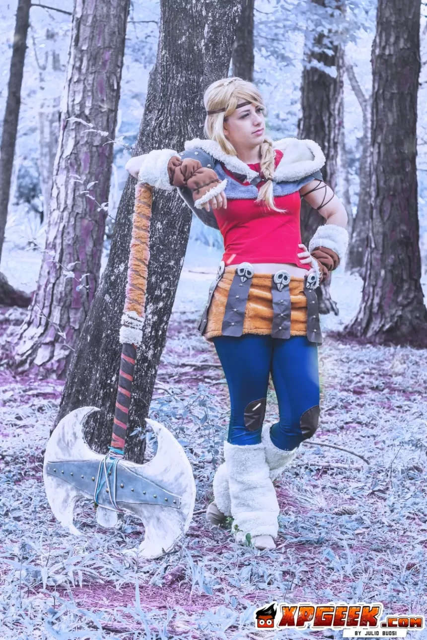 Astrid  Como  Treinar Seu Dragao  por Gaby Sá recorte 2