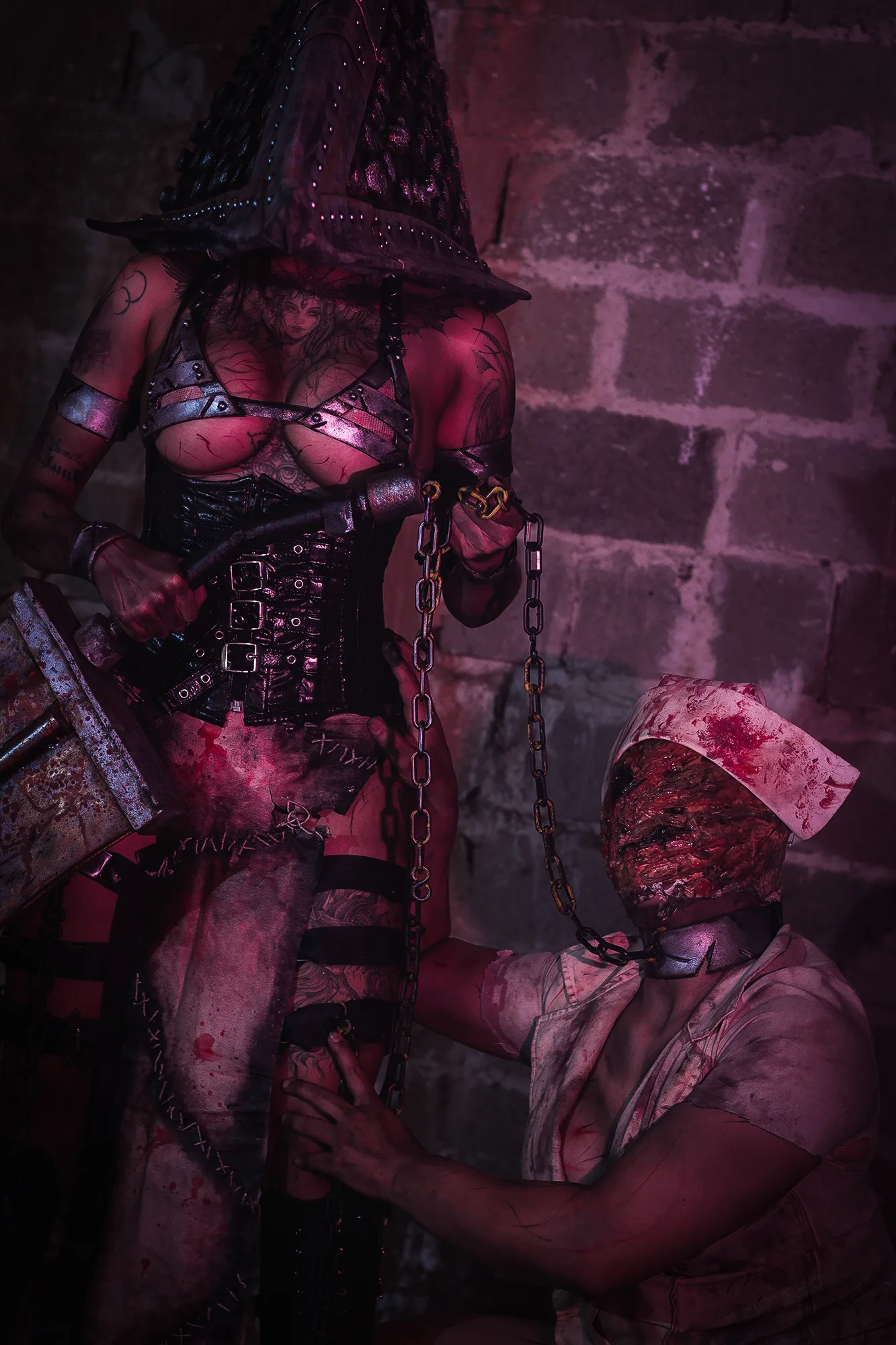 Foto 4 — Pyramid Head  por Jessy Angelus